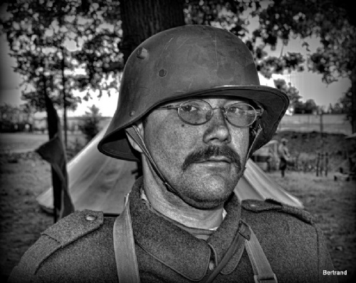 A.Passchendaele themaw. (36)